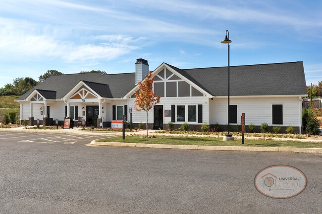 Clubhouse and Leasing Office - Universal at Mountainview