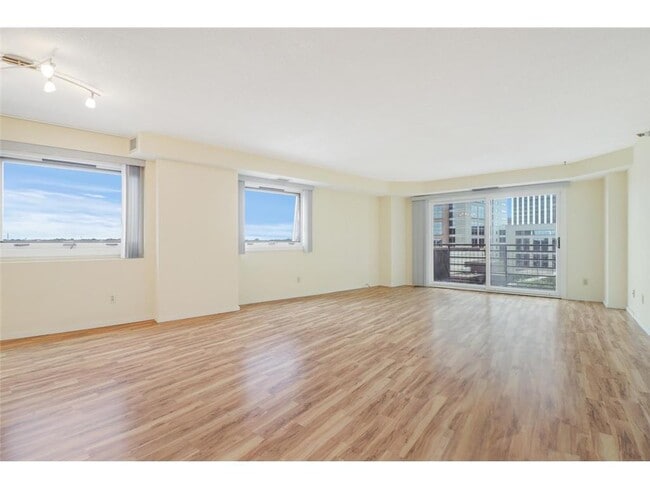 Foto del edificio - 66 9th St E