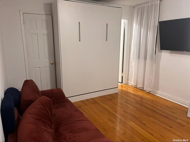 Foto del edificio - 142 E 49th St