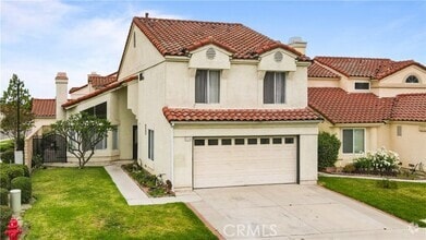 Building Photo - 1315 N Lighthouse Ln