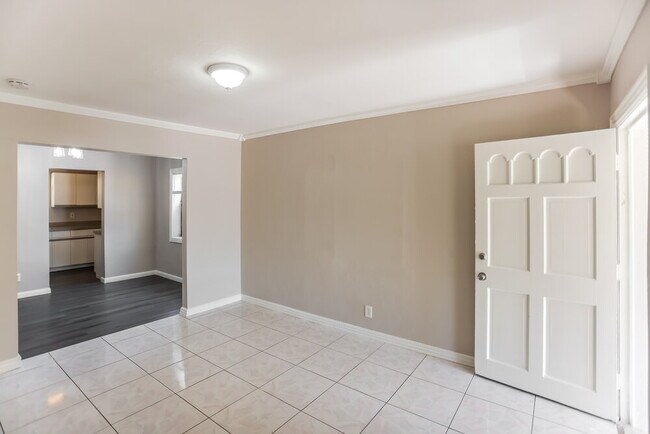 Foto del edificio - 1875 NW 151st St