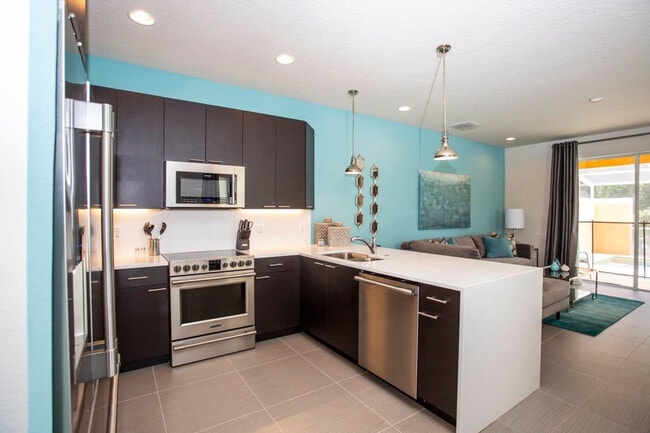 Building Photo - 1440 Retreat Cir