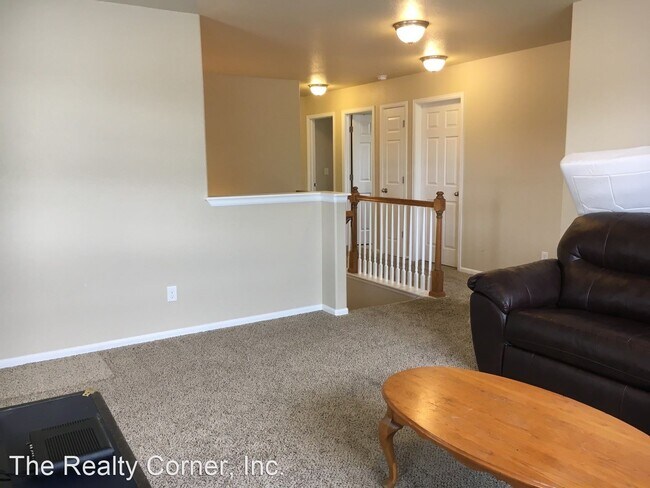 Foto del edificio - 7538 Forest Valley Loop