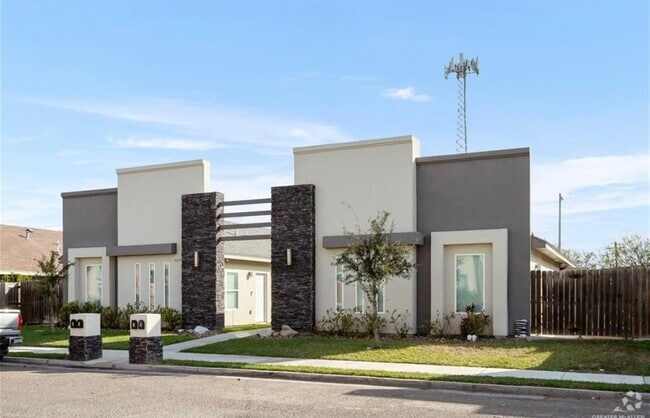 Building Photo - 4624 N Ebony St