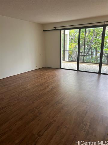 Building Photo - 4999 Kahala Ave