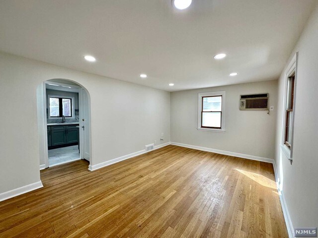 Foto del edificio - 191 Elder Ave