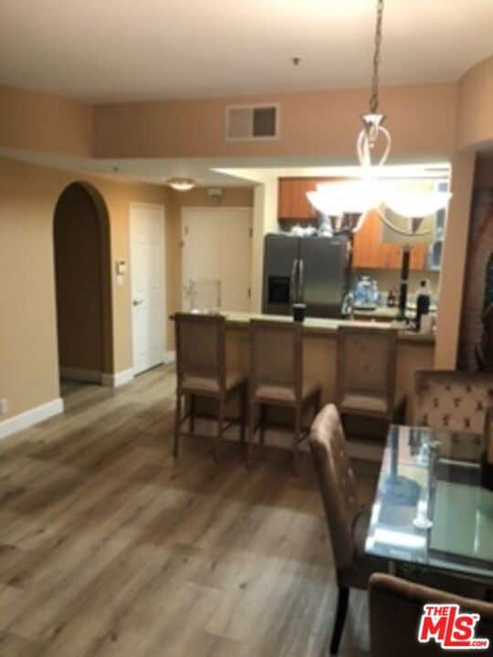 Building Photo - 620 S Gramercy Pl