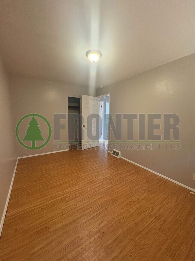 Foto del edificio - 3 Bedroom  House Located in Dellwood.