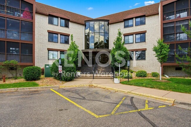 Building Photo - 4710 58th Ave N