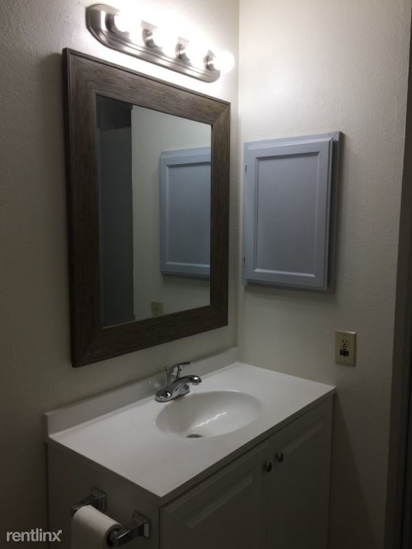 Foto del edificio - 4460 S Pitkin St