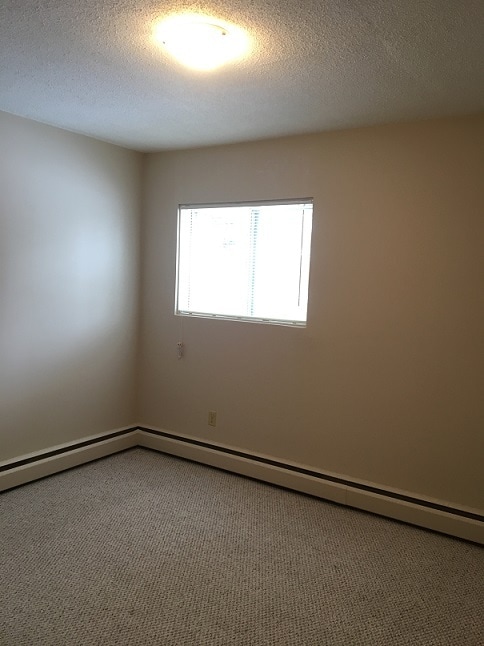 Building Photo - 0 Bed 0 Bath Unit in Red Deer, AB