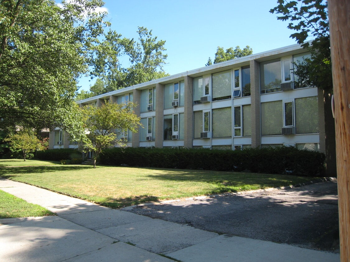 1531 Packard St Unit 2, Ann Arbor, MI 48104 Condo for Rent in Ann Arbor, MI