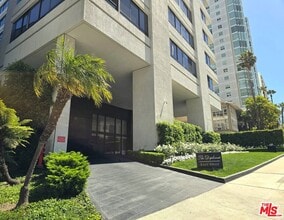 Building Photo - 10350 Wilshire Blvd