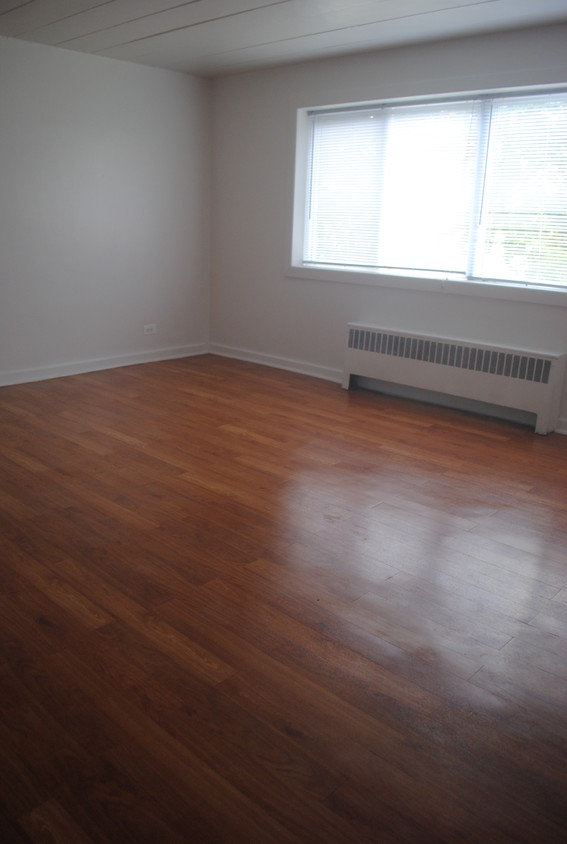 Foto principal - 5664 W Adams St