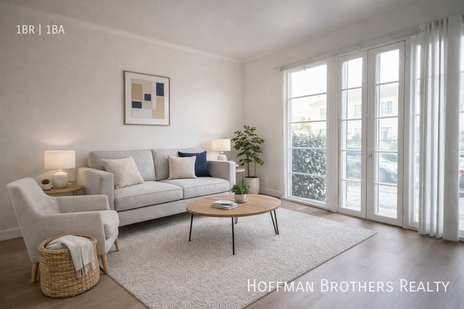 Building Photo - 4147 S Bronson Ave