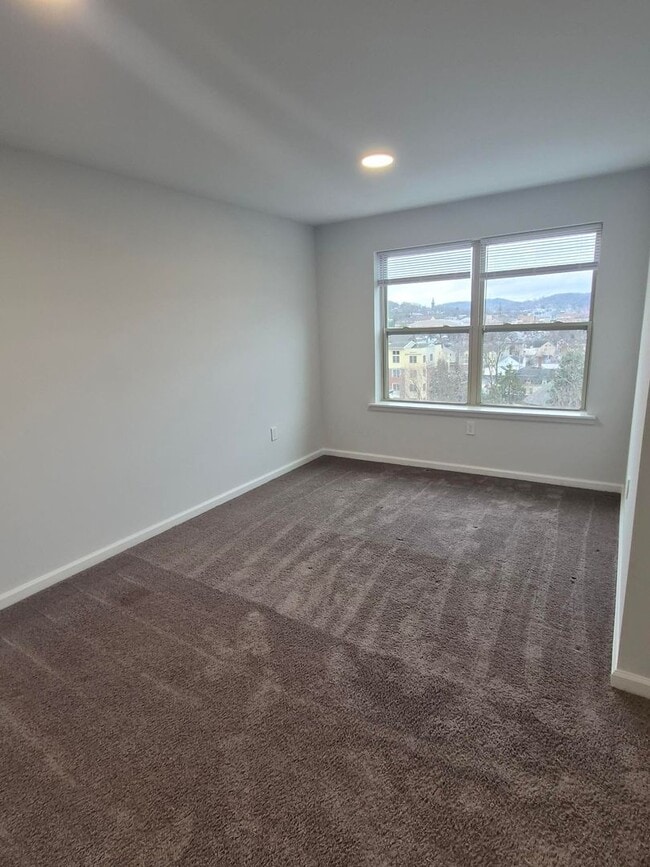 Interior Photo - City Views Apartments
