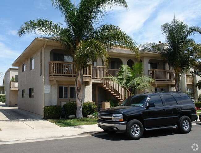 Building Photo - 4901 Charlene Cir