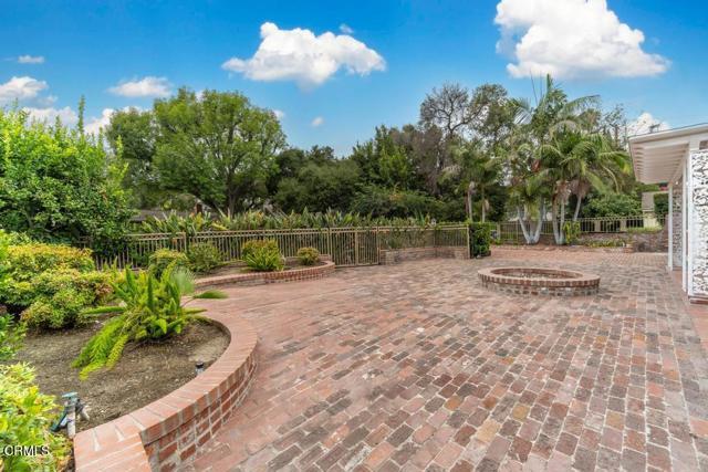 Building Photo - 568 Los Arboles Ln