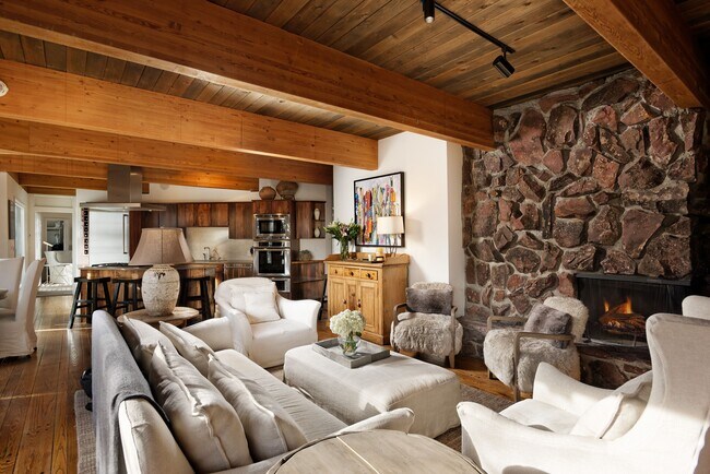 Foto del edificio - 164 Eastwood Rd