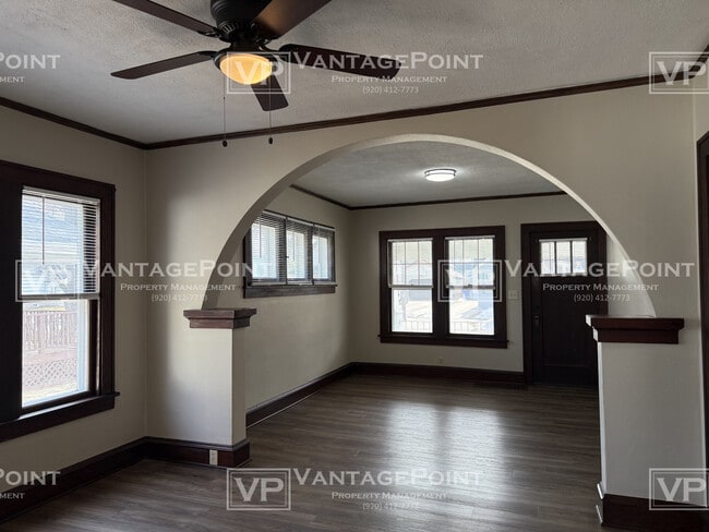 Foto del edificio - 1012 W Spring St