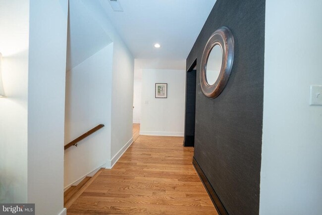 Foto del edificio - 257 W Chelsea Cir