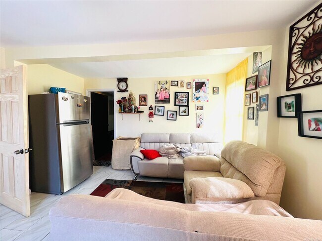 Foto del edificio - 109-36 207th St