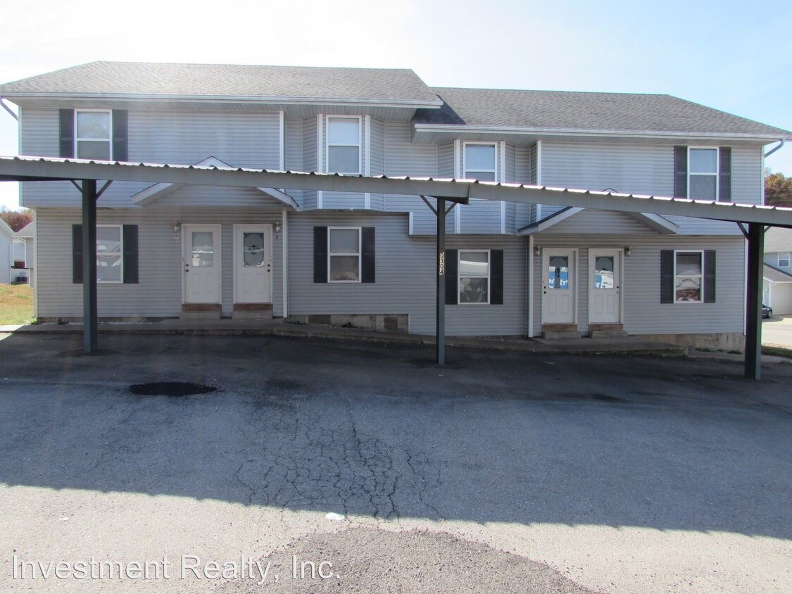 Primary Photo - 20345 Skyview Dr