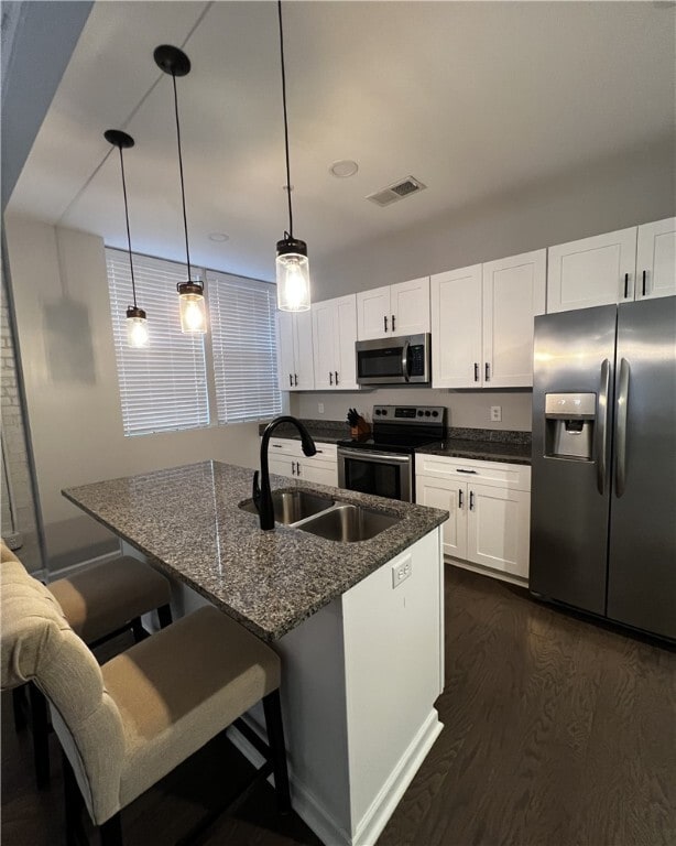 Building Photo - 214 N Main St