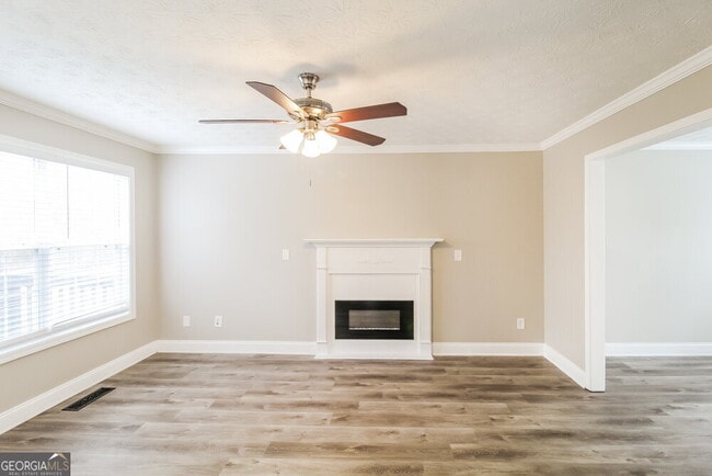 Foto del edificio - 110 Rosewood Cir