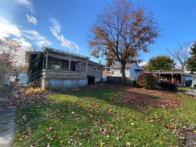 Photo du bâtiment - 78 Massey Crescent