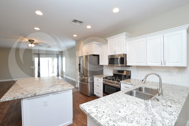 Foto del edificio - 3701 E Derringer Way