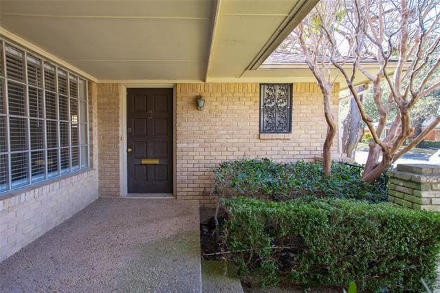 Building Photo - 9120 Villa Park Cir