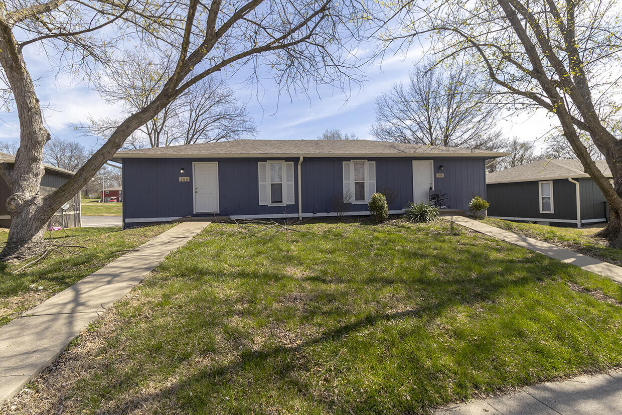 Foto principal - 206 Wheaton Ct