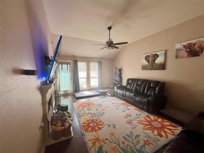 Foto del edificio - 21304 Secretariat Ridge Ln