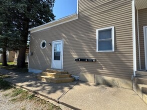 Building Photo - 80 N Williams St