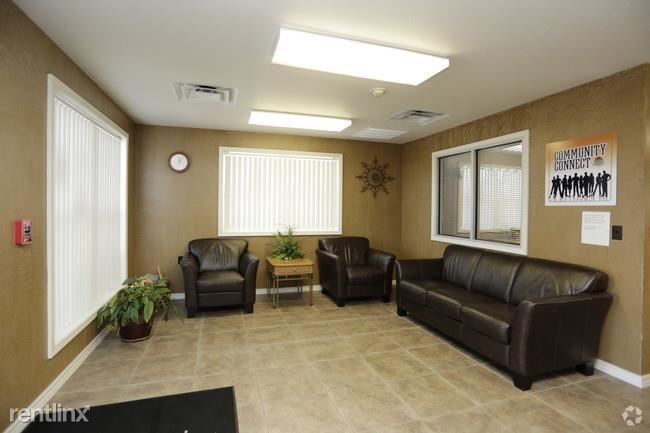 Building Photo - 3 br, 2 bath  - Ridgecrest Estates