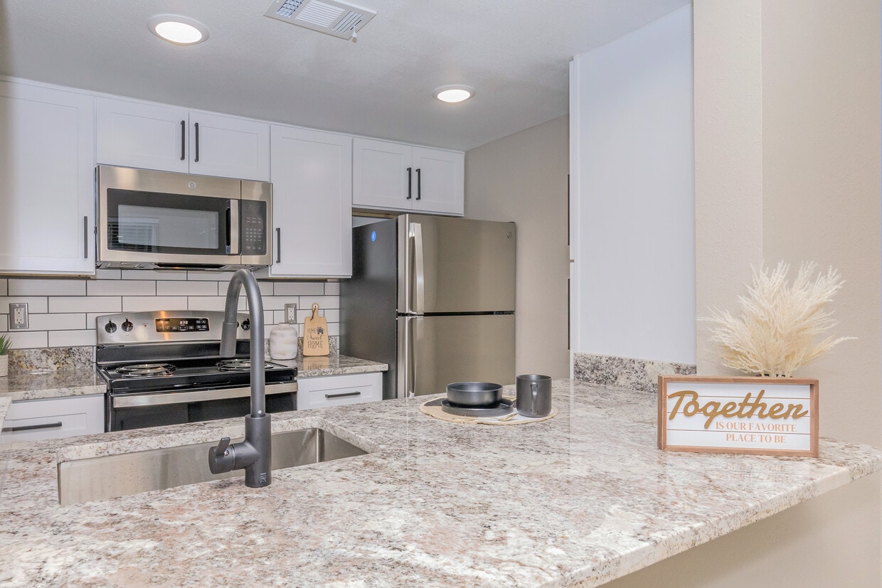 Primary Photo - The Local on Severn