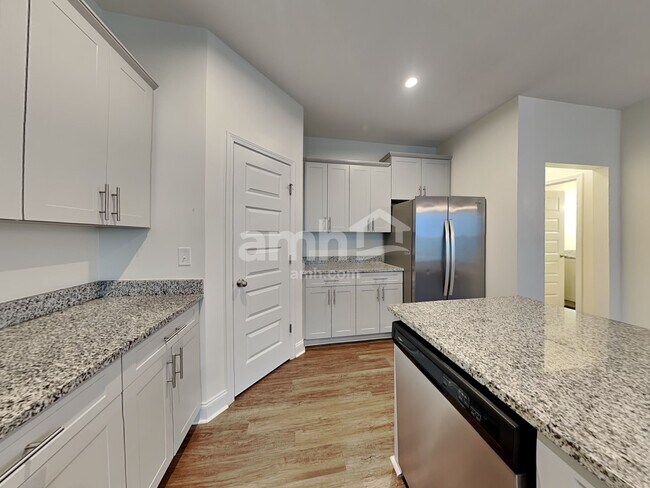 Foto del edificio - 5314 Tupelo St