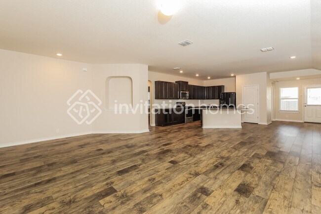Building Photo - 9645 Holly Patch