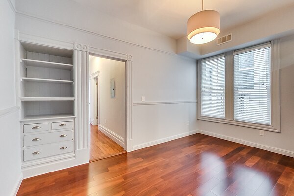 Foto del edificio - 800 Lyon St