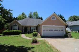 Building Photo - 160 Kent Dr