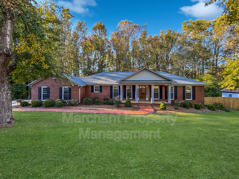 Foto principal - 108 Calvert Ct