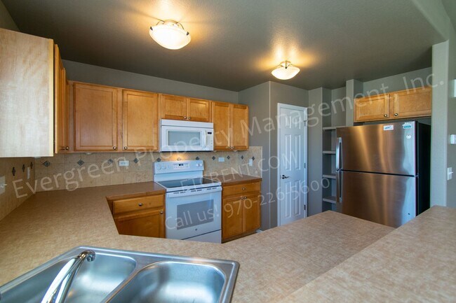 Foto del edificio - 2457 Marshfield Ln