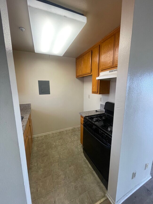Foto del edificio - 14032 Doty, Hawthorne, CA 90250