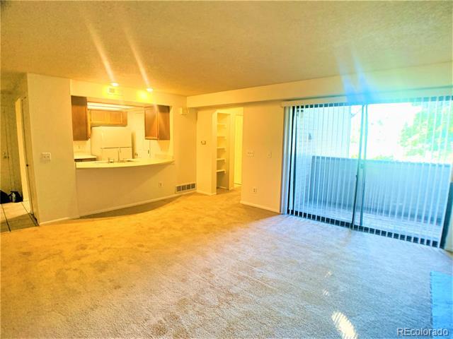 Foto del edificio - 16153 E Alaska Pl