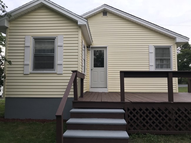 Back deck - 18 Blake St