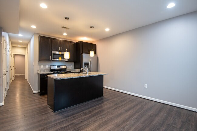 Foto del edificio - 1921 M St NE