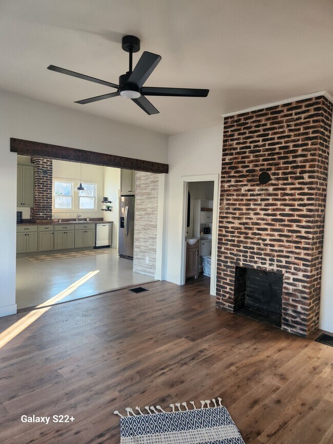 Building Photo - 1109 Washington Ave