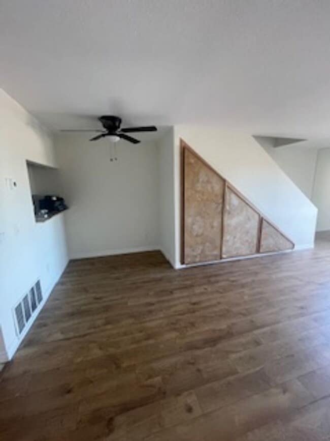 Building Photo - Charming condo near the Village in La Mesa