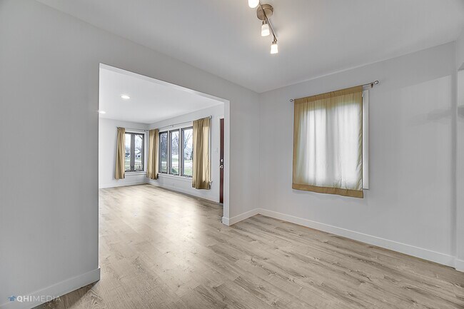 Foto del edificio - 2815 S Craig Dr